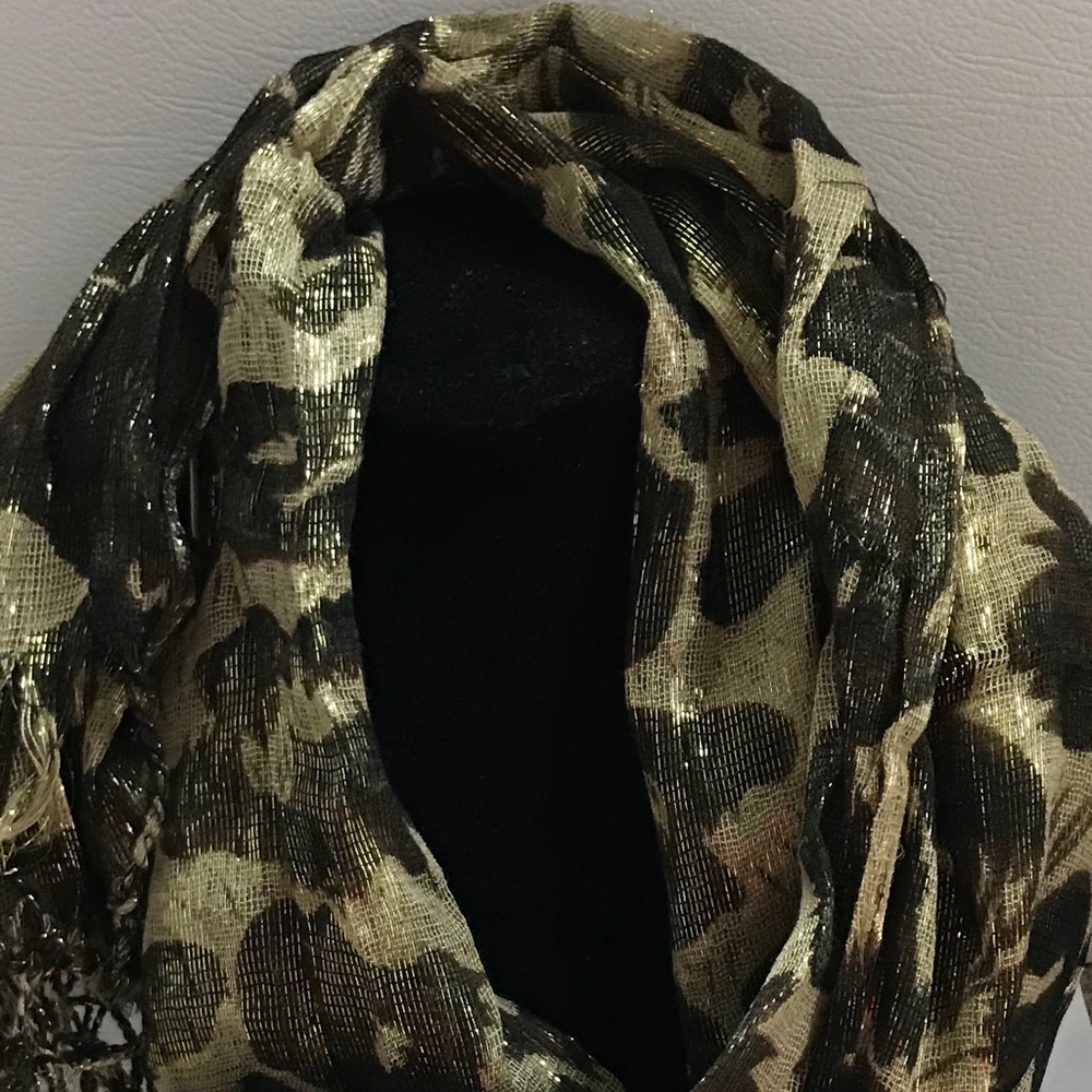 Leopard print shimmer scarf